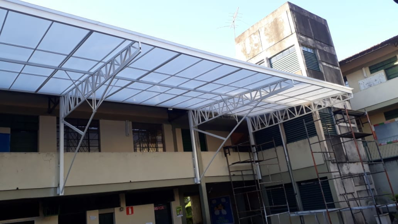 Toldos em Policarbonato Alveolar