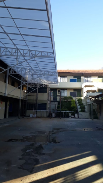 Toldos em Policarbonato Alveolar