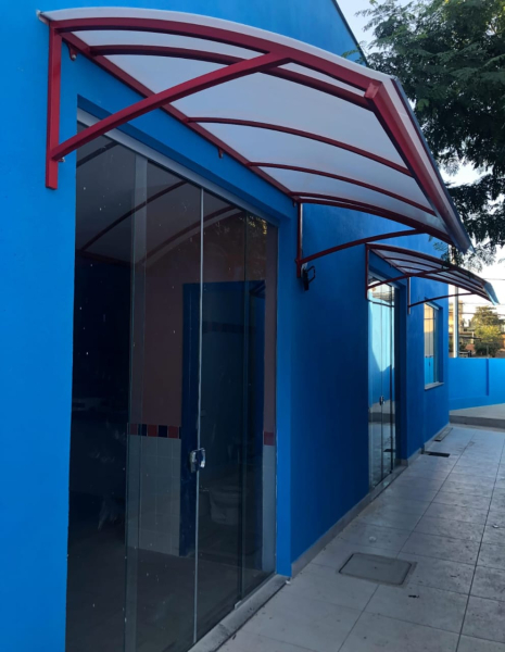 Toldos em Policarbonato Alveolar