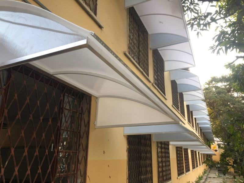 Toldos em Policarbonato Alveolar