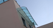 Toldos em Policarbonato Compacto
