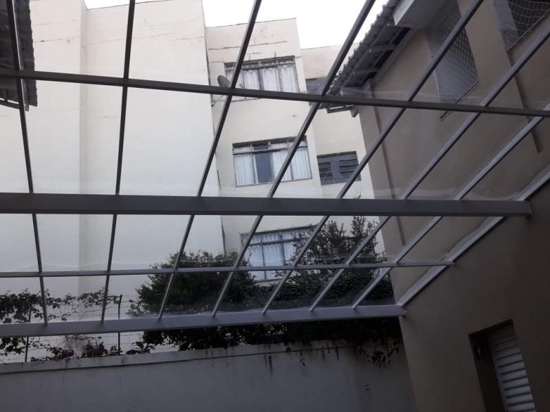 Toldos em Policarbonato Compacto